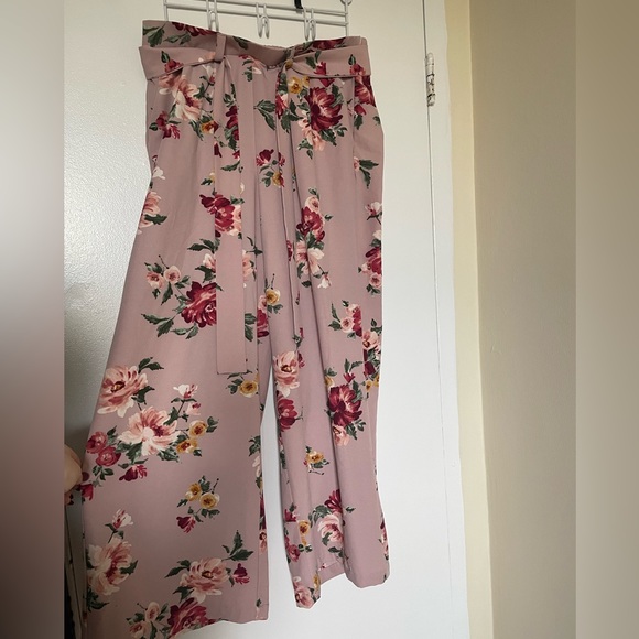 Torrid Pink Floral Wide Leg Flowy Pants - Picture 1 of 6